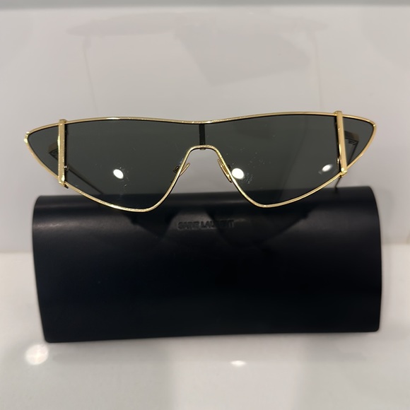 SAINT LAURENT SL 536 Cat-Eye Sunglasses - Picture 6 of 12